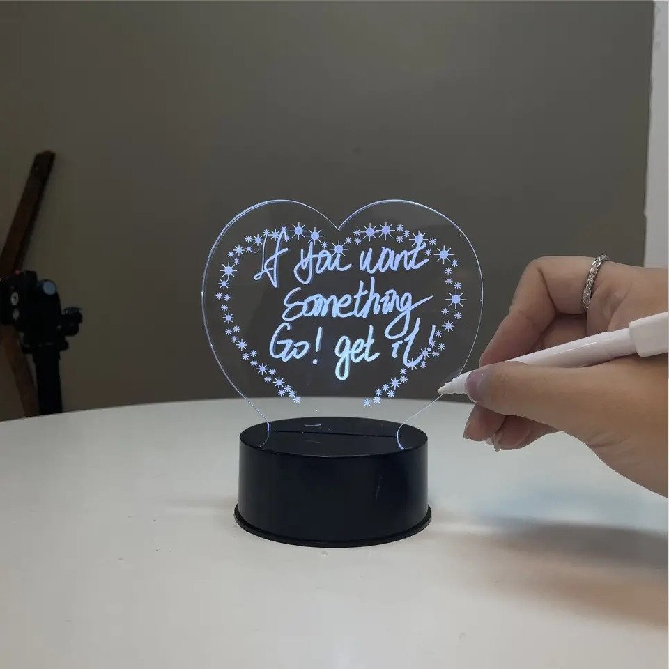 ACRYLIC MESSAGE BOARD HEART